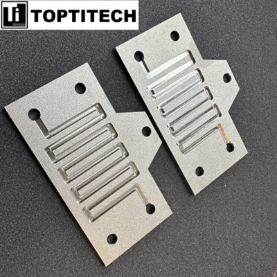 Pelat Titanium Bipolar 2mm Dengan Pola Serpentine